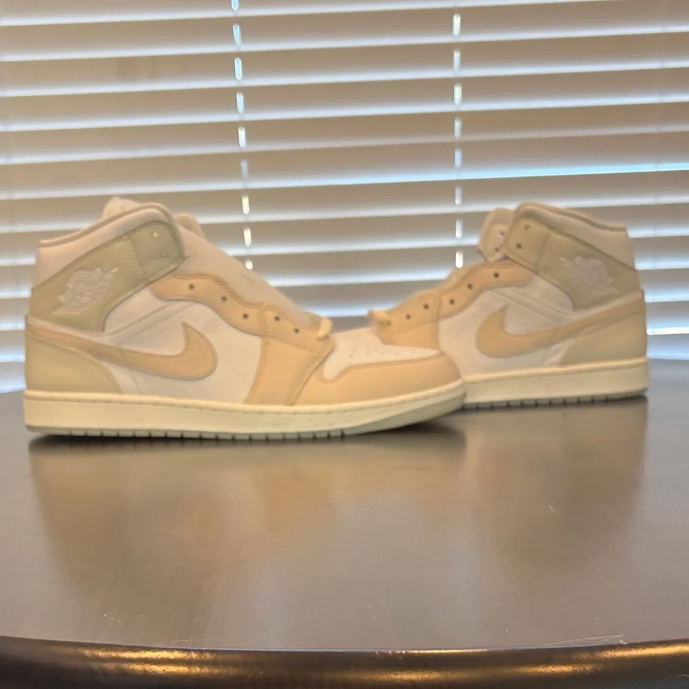 Nike Jordans Men's Tan and White Sneakers - Picture 4 of 8